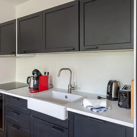 Holiday home Stylish 2 Bedroom In Paris