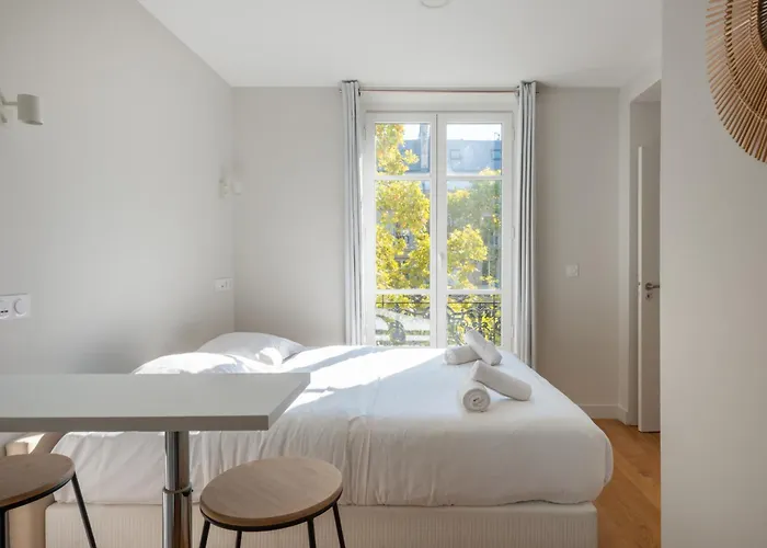 بيت للعطل Stylish 2 Bedroom In